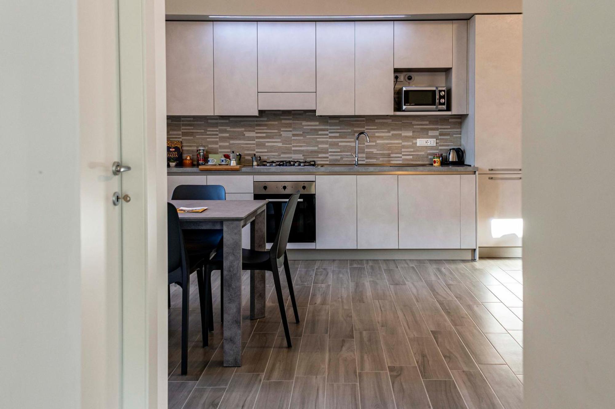 L'Aquila Home 'Il Comfort In 4 Camere' Esterno foto